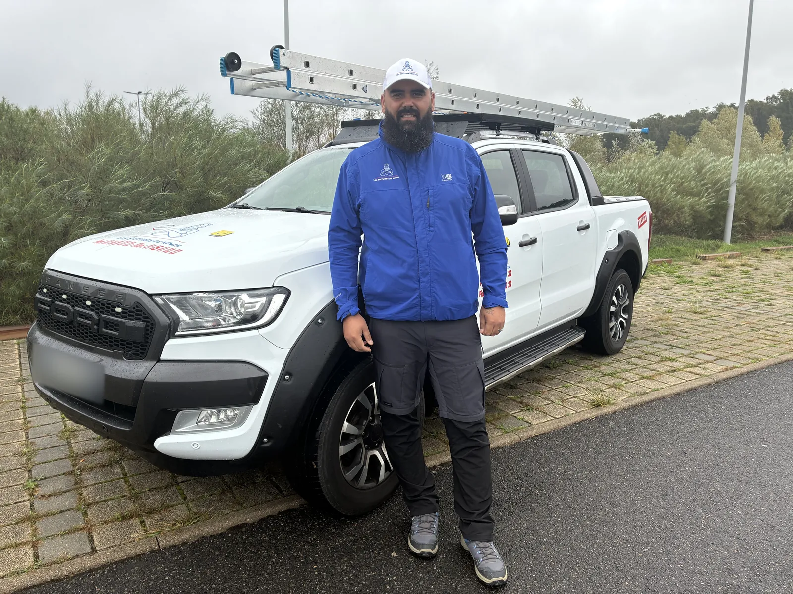 Kevin Paumard, artisan couvreur dans l'Essonne, gérant des Toitures de Kevin